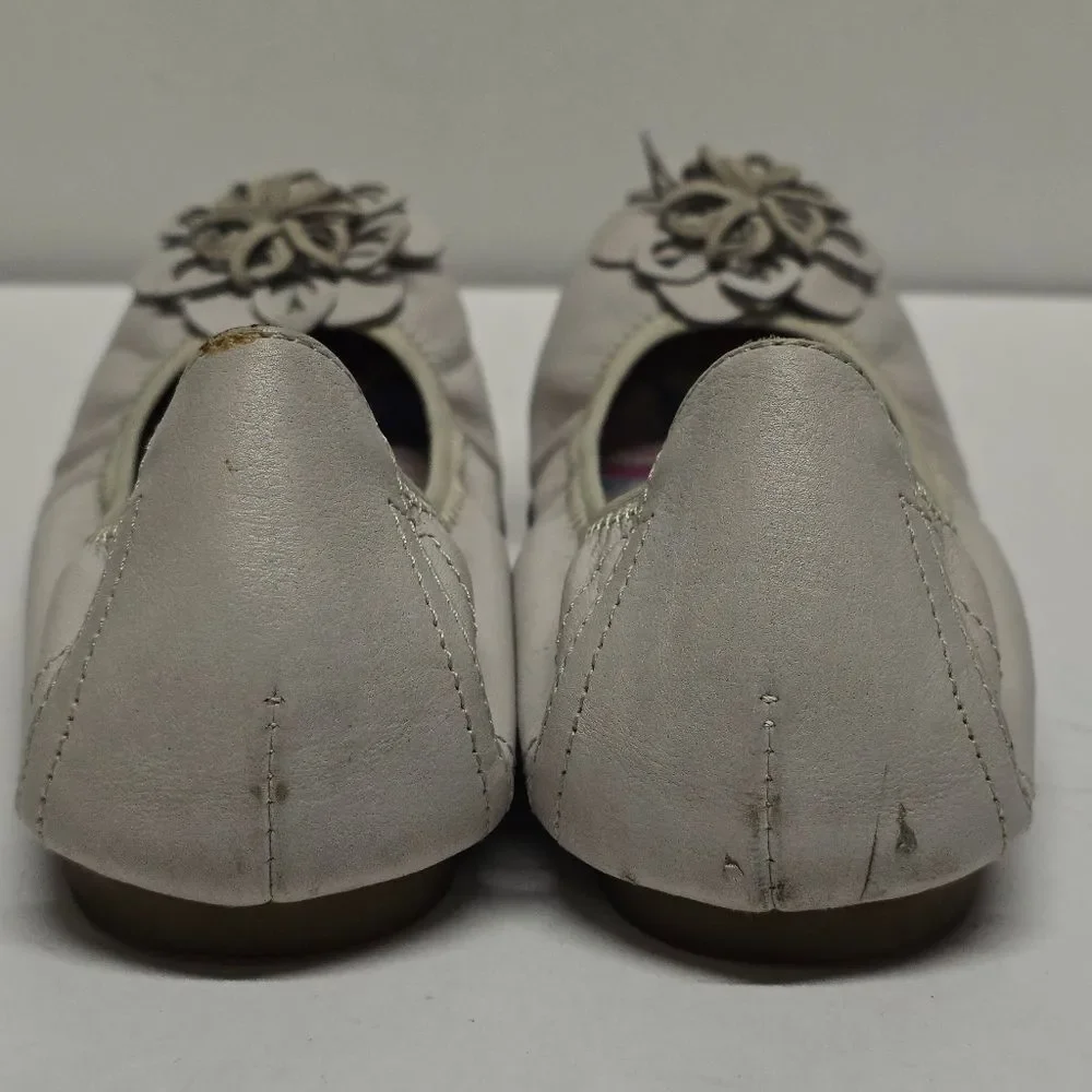 Born Women's Light Gray Julianne Floral Ballet Flats Women's Size 9